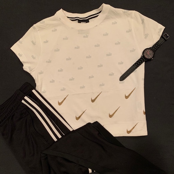 Nike Tops - White nike sport crop top